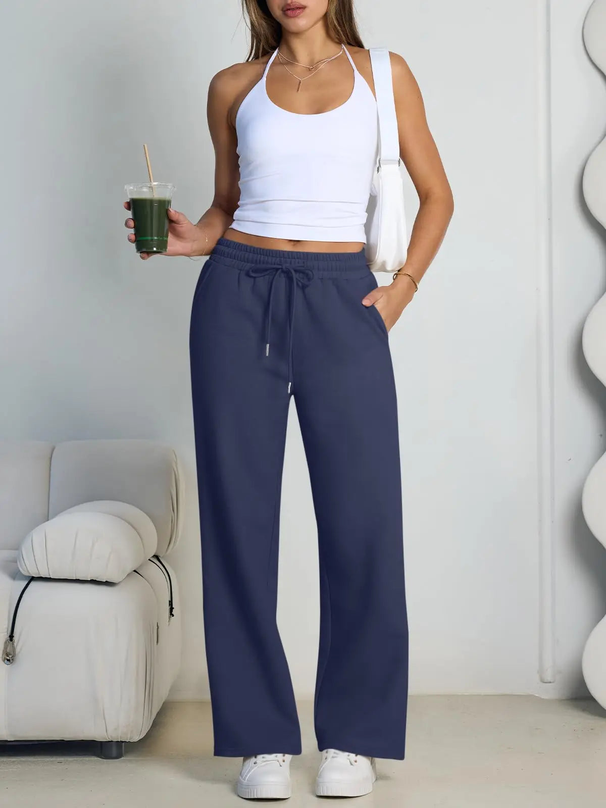 Pantalón deportivo gris de mujer de pernera ancha