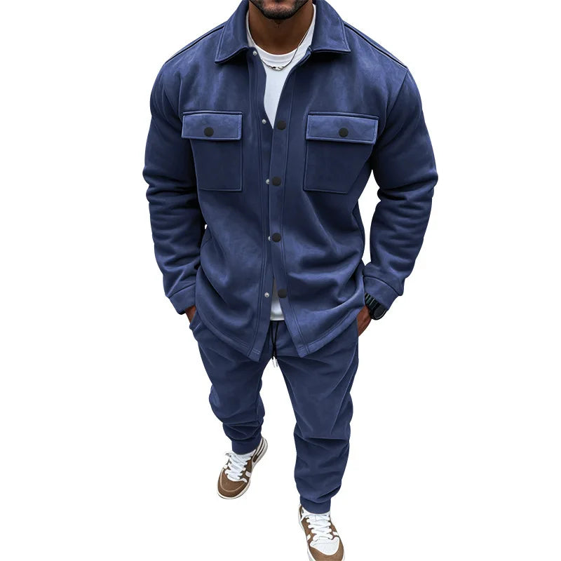 Conjunto de hombre con chaqueta y pantalón de cintura elástica