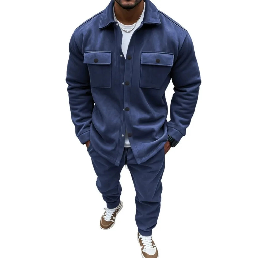 Conjunto de hombre con chaqueta y pantalón de cintura elástica