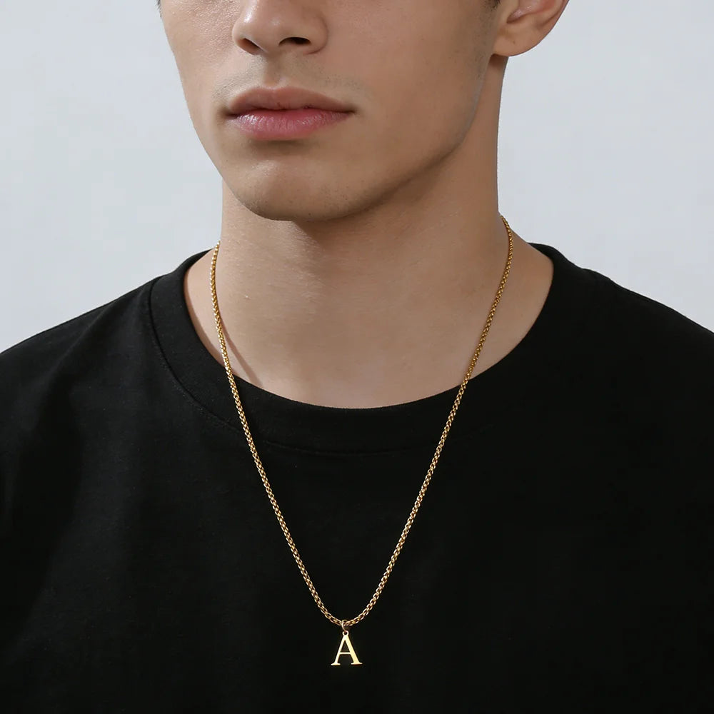 Collar de hombre con inicial A-Z en acero inoxidable