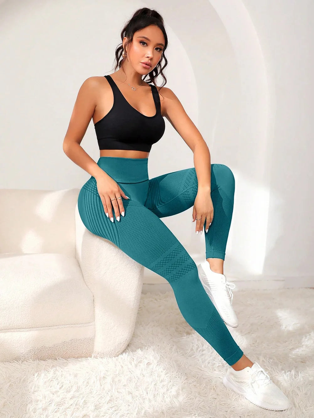Leggings deportivos de mujer de cintura alta con líneas