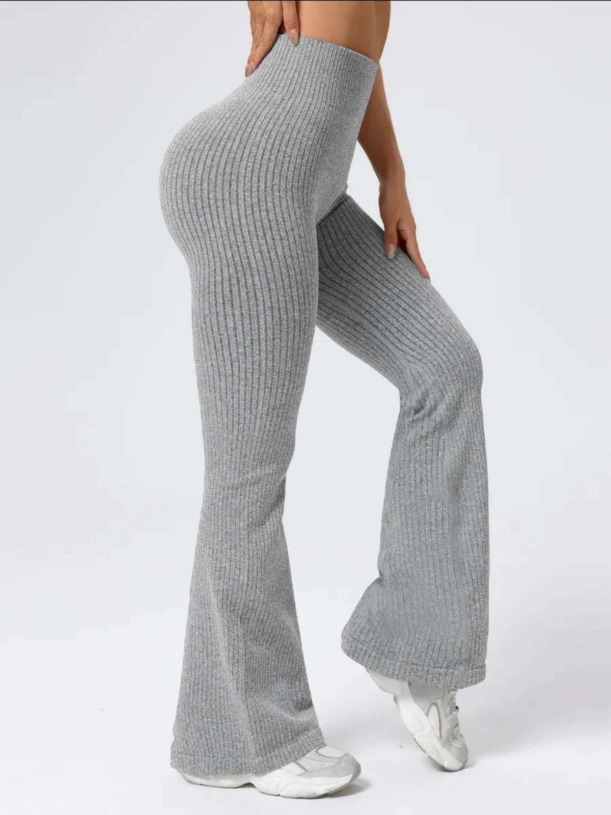 Pantalón deportivo acampanado de mujer de cintura alta
