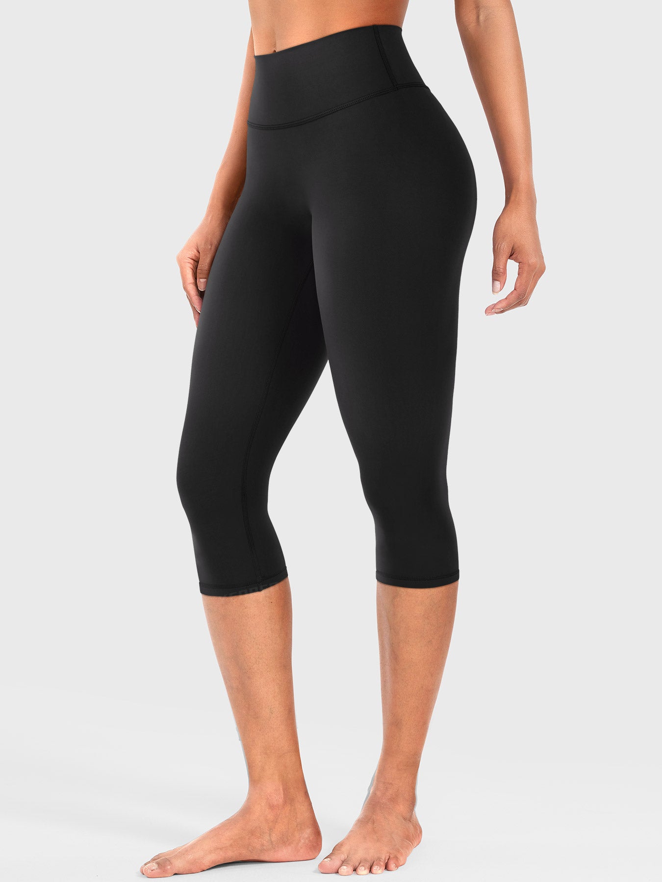 Yeoreo Nailly 17" Capri Leggings