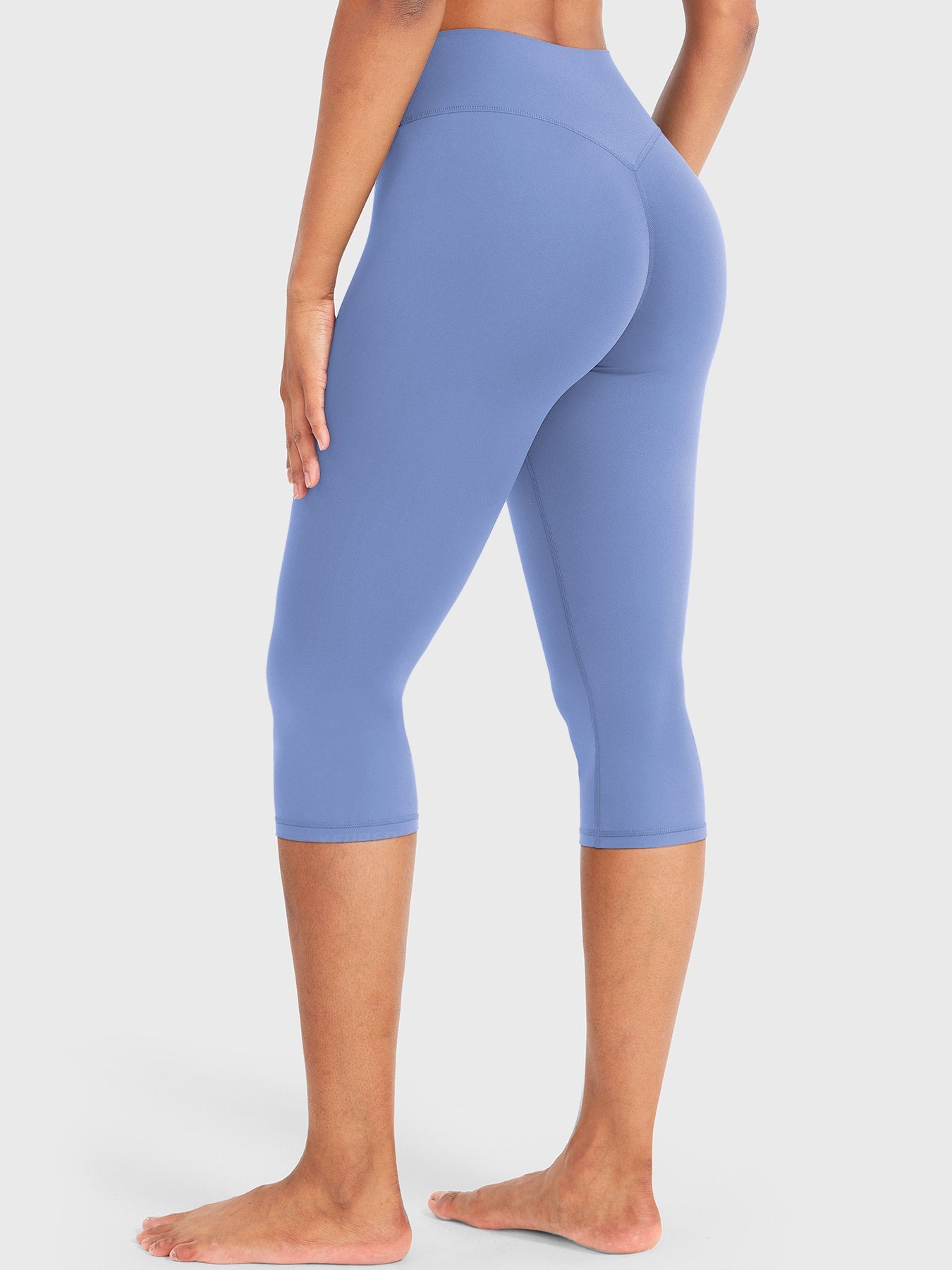Yeoreo Nailly 17" Capri Leggings